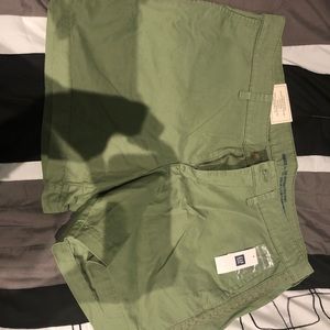 Gap shorts